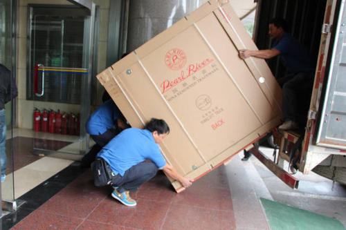 西宁钢琴贵重工艺品无忧运